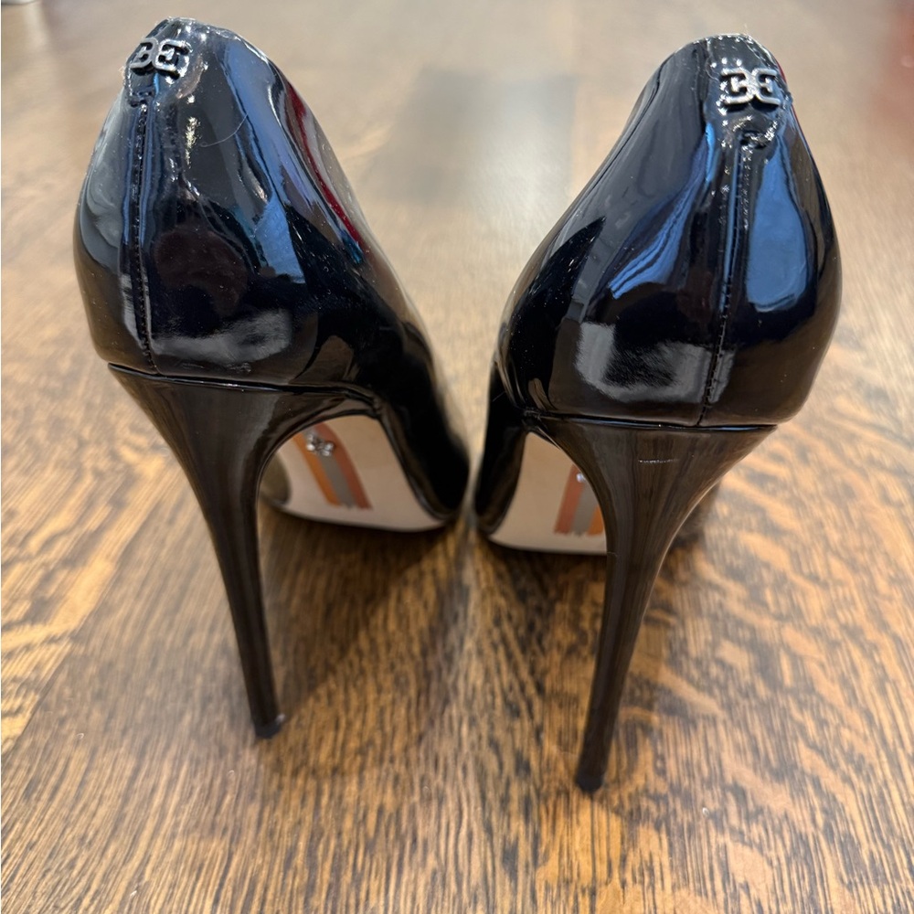 Sam Edelman Black Patent Heels - Picture 4 of 6